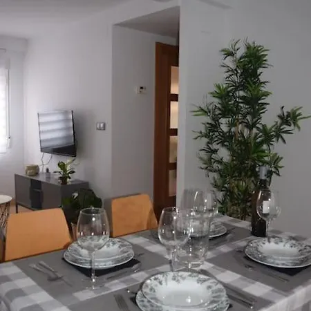Apartment Inmejorable Cerca Estacion Delicias Con Garaje